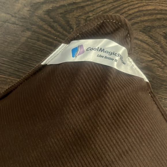 Cool Magic Pillow - Picture 2 of 6